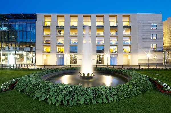 Gebäude der DZ Bank - Pariser Platz 3, Berlin